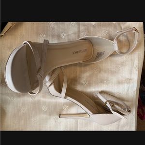 NWOT Beige Heels